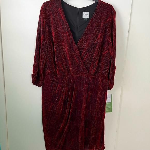 Dresses & Skirts - Cocktail Dress‎